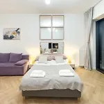 Apartament Ans Hanza Tower 21st Floor With View, Swimming Pool, Sauna, Jacuzzi, Viewing Terrace