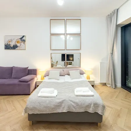 Apartment Ans Hanza Tower 21st Floor With View, Swimming Pool, Sauna, Jacuzzi, Viewing Terrace