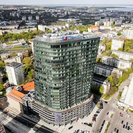 Apartament Ans Hanza Tower 21st Floor With View, Swimming Pool, Sauna, Jacuzzi, Viewing Terrace