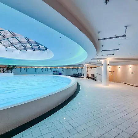 Apartament Ans Hanza Tower 21st Floor With View, Swimming Pool, Sauna, Jacuzzi, Viewing Terrace