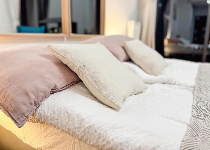 Ans Hanza Tower 21st Floor With View, Swimming Pool, Sauna, Jacuzzi, Viewing Terrace Lägenhet *